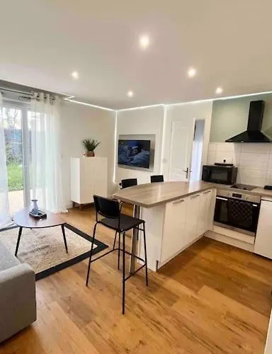 Garden In Апартаменты Тулуза